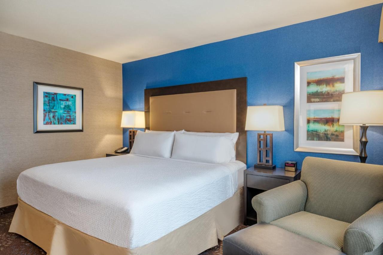 Holiday Inn - Terre Haute By Ihg Exterior photo