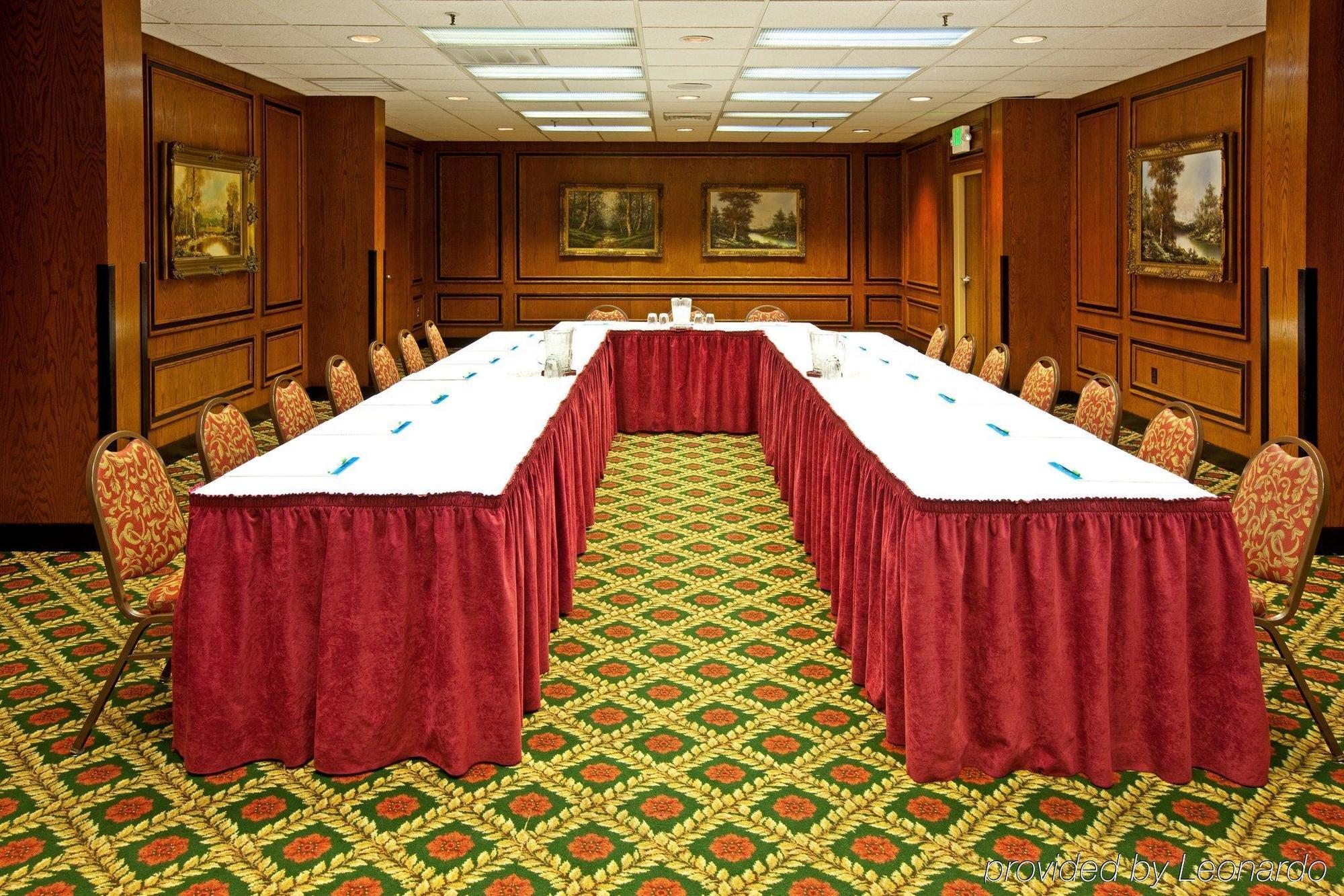 Holiday Inn - Terre Haute By Ihg Exterior photo