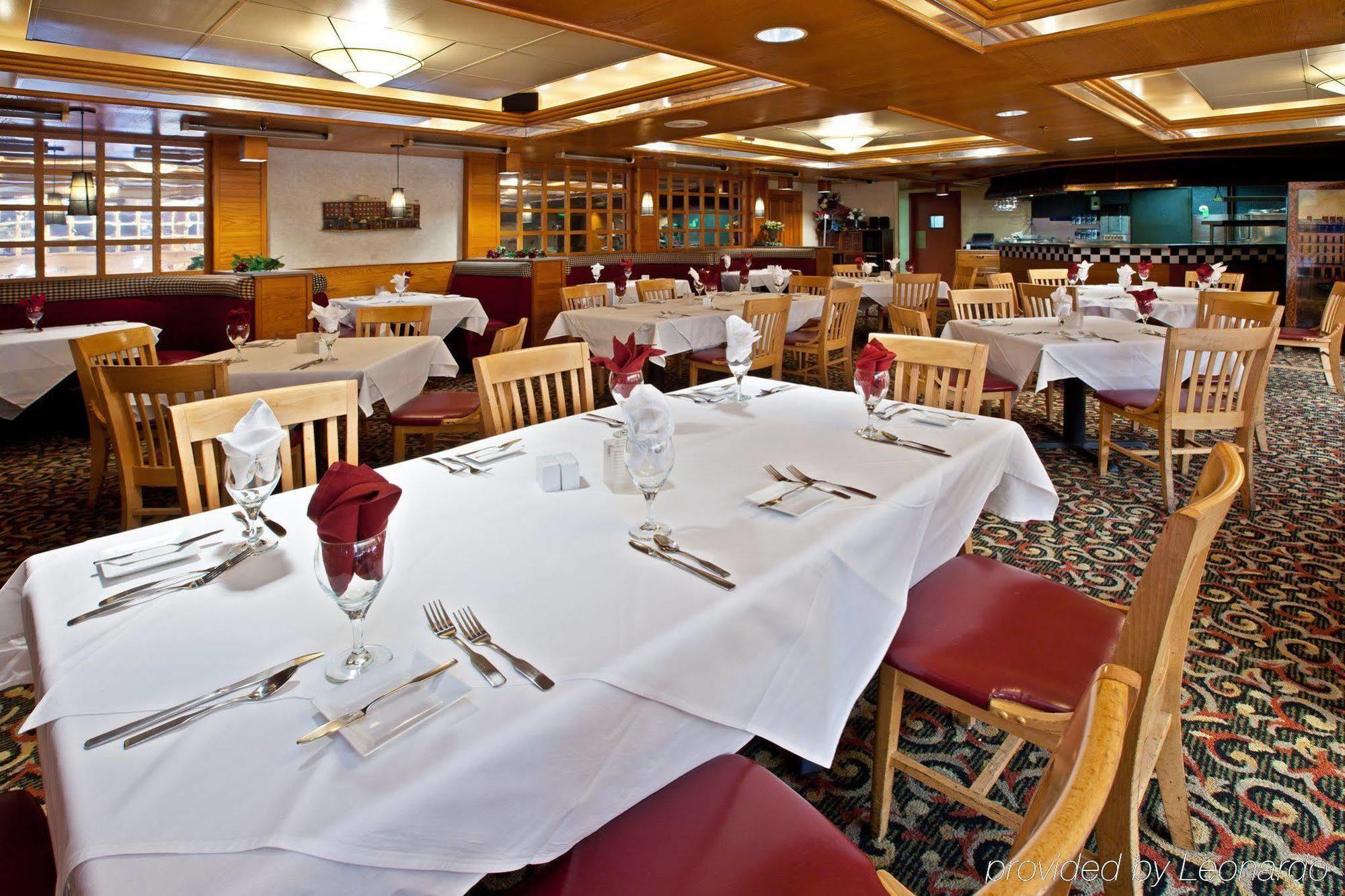 Holiday Inn - Terre Haute By Ihg Exterior photo