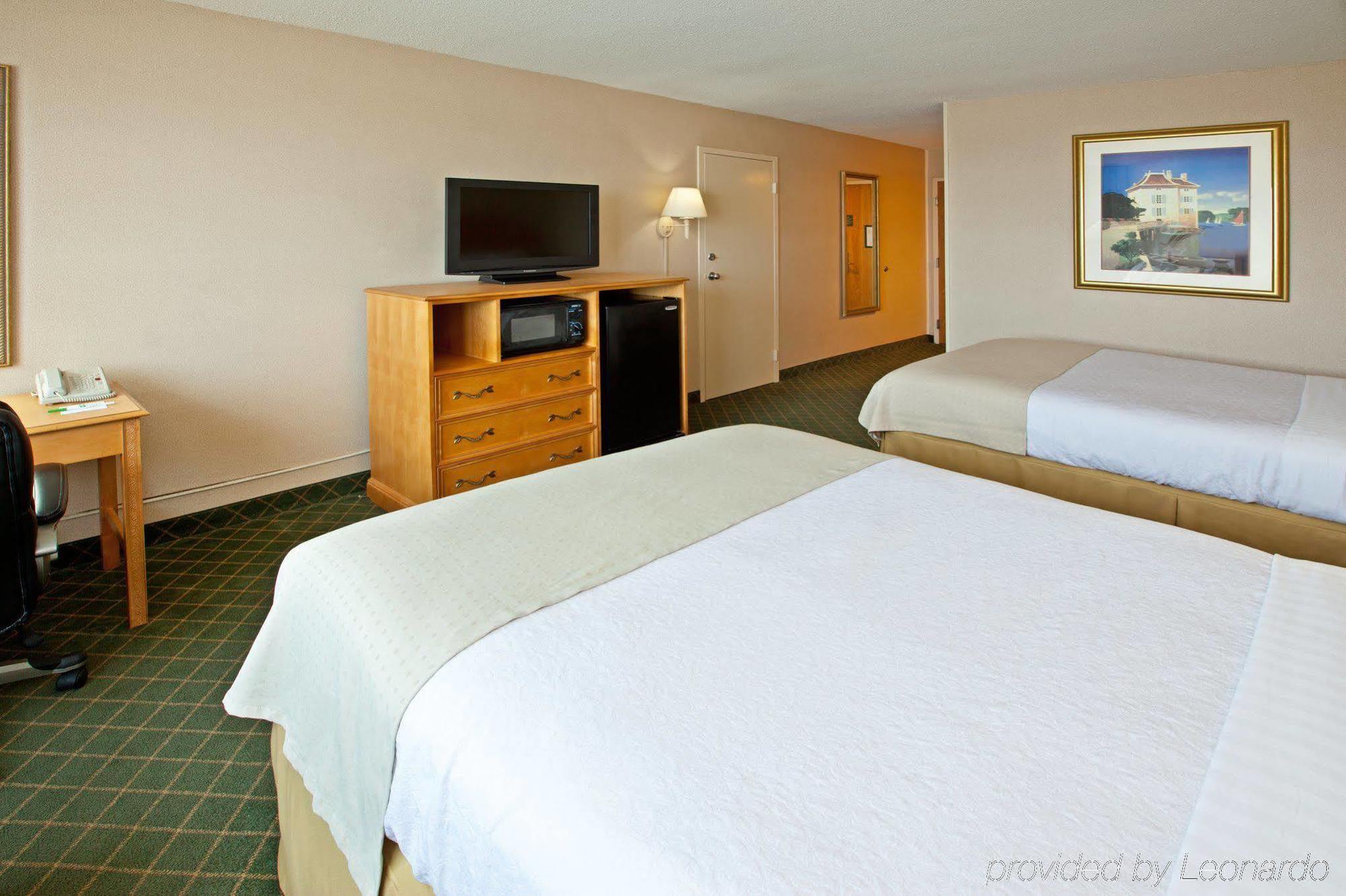 Holiday Inn - Terre Haute By Ihg Exterior photo