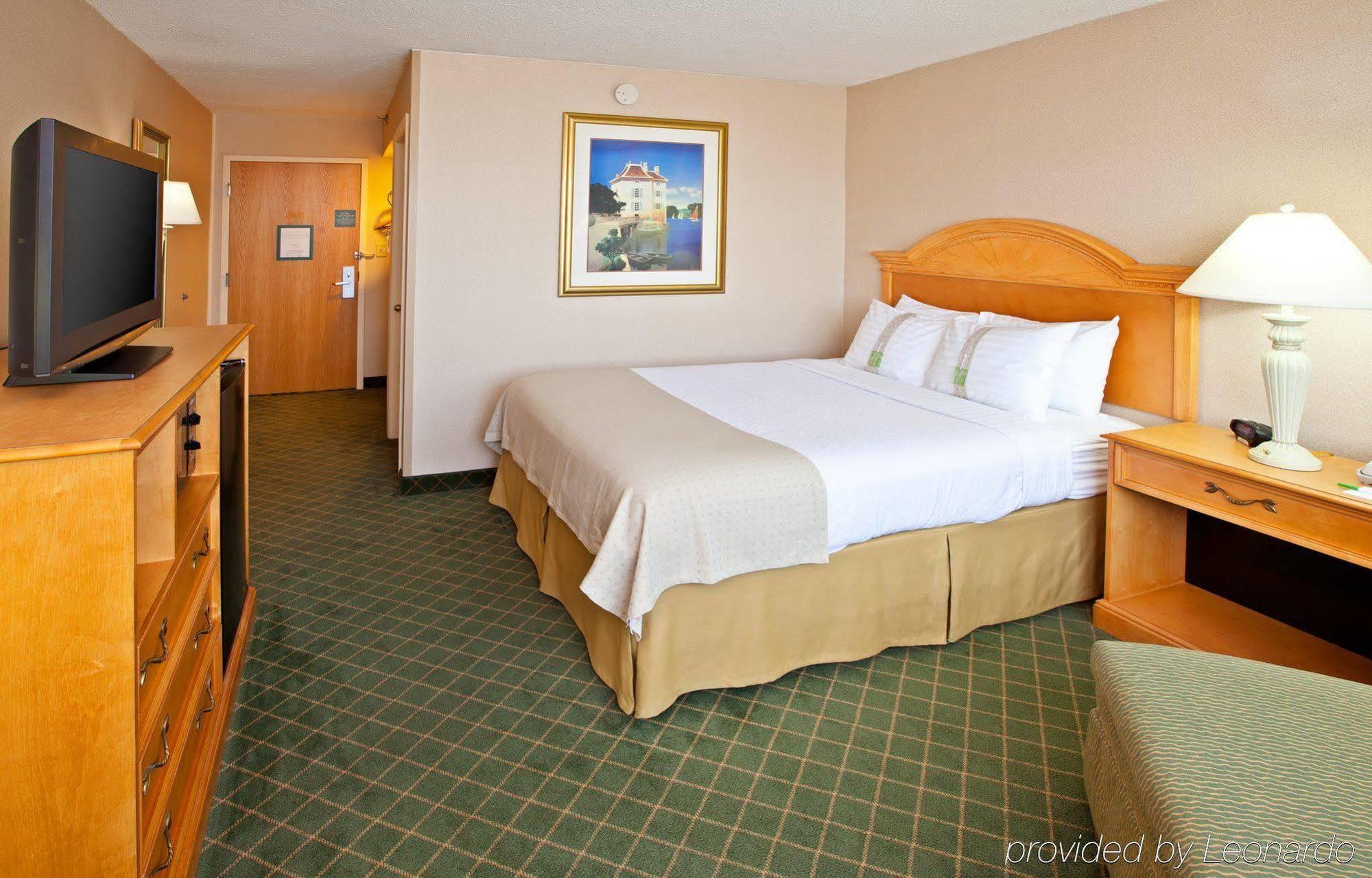 Holiday Inn - Terre Haute By Ihg Exterior photo
