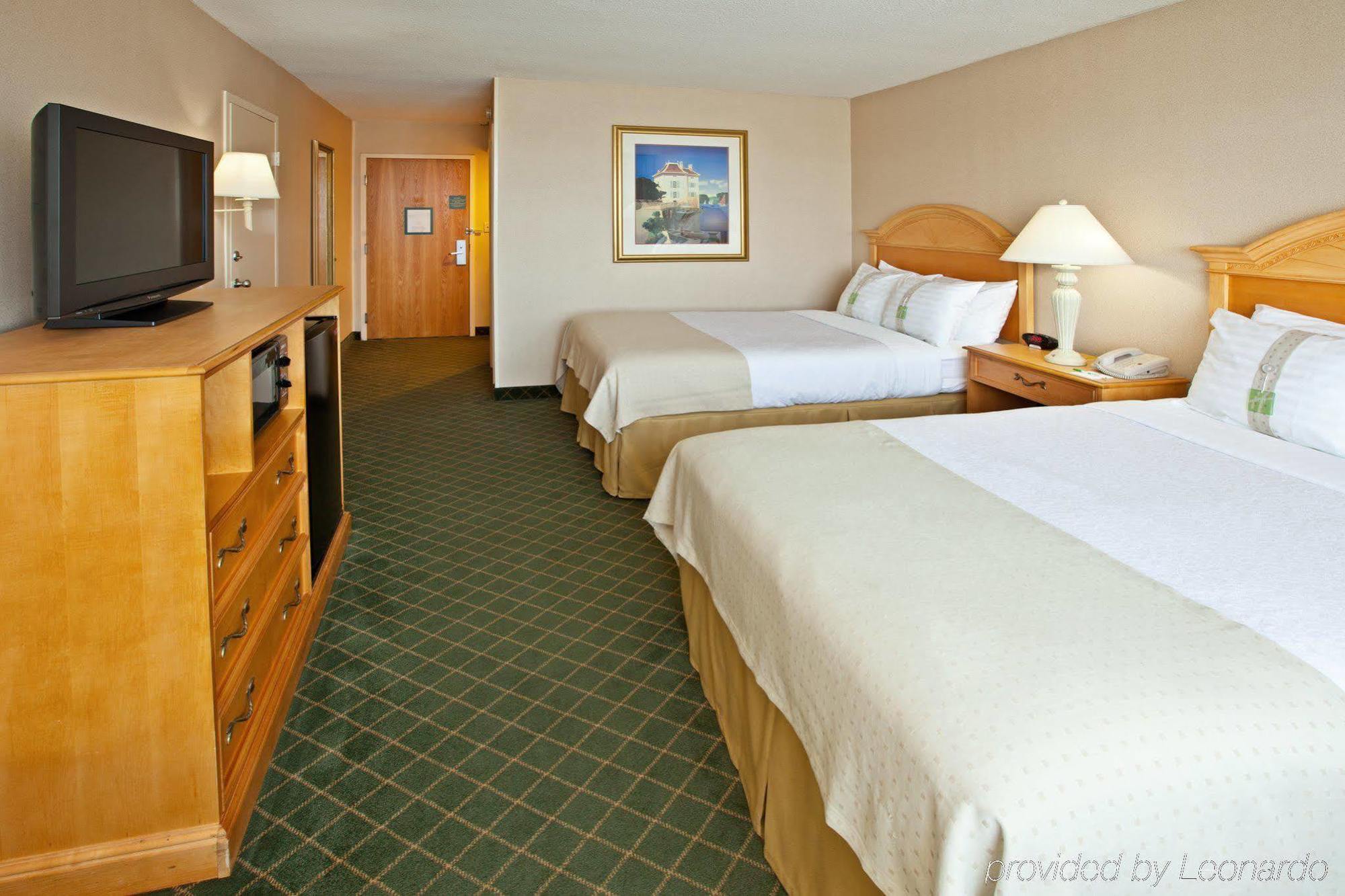 Holiday Inn - Terre Haute By Ihg Exterior photo